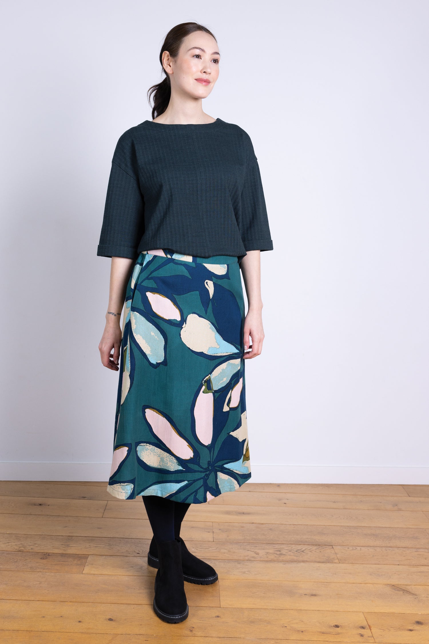Nomads-AW25-SD8061NRD-2.jpg